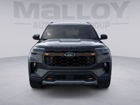 New 2026 Ford Explorer Tremor image 3