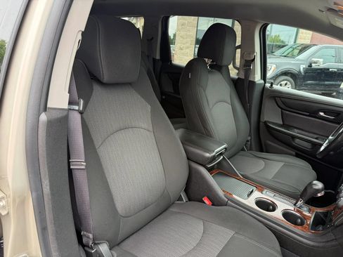 Used 2014 Chevrolet Traverse LT w/ All-Star Edition FWD image 29