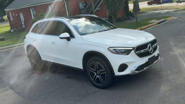 Used 2026 Mercedes-Benz GLC 300 4MATIC image 4