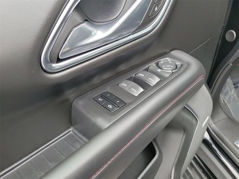 Certified 2024 Chevrolet Tahoe RST image 22