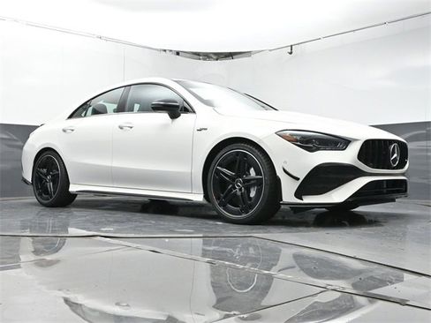 New 2025 Mercedes-Benz CLA 35 AMG 4MATIC image 38