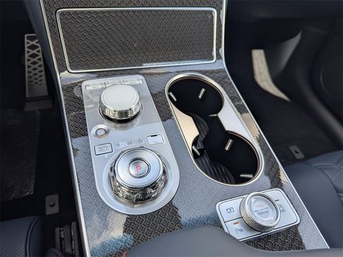 New 2026 Genesis GV80 3.5T e-SC image 22