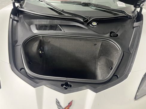 Used 2025 Chevrolet Corvette Stingray Convertible w/ 1LT image 31