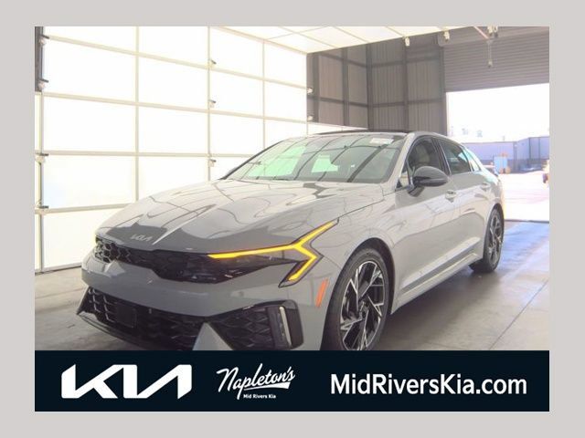 Used 2025 Kia K5 GT-Line w/ GT-Line Premium Package FWD image 1