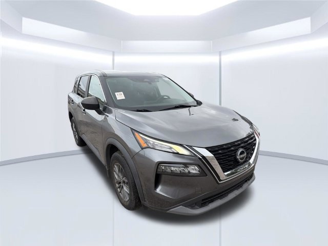 Used 2023 Nissan Rogue S FWD image 3