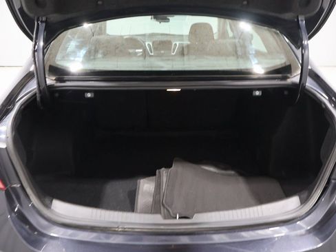 Used 2023 Chevrolet Malibu RS image 16