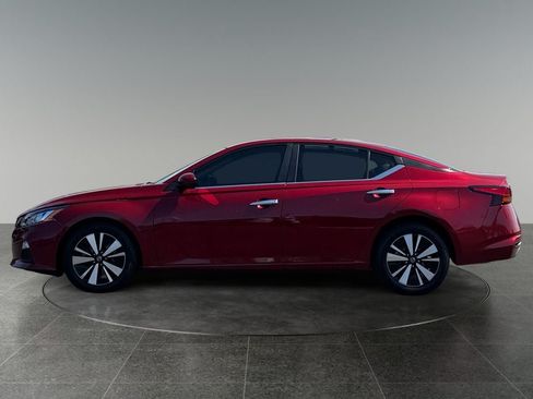 Used 2021 Nissan Altima 2.5 SV AWD/4WD image 5