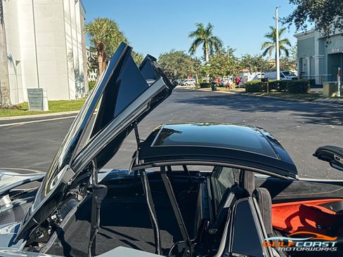 Used 2022 McLaren 765LT image 65