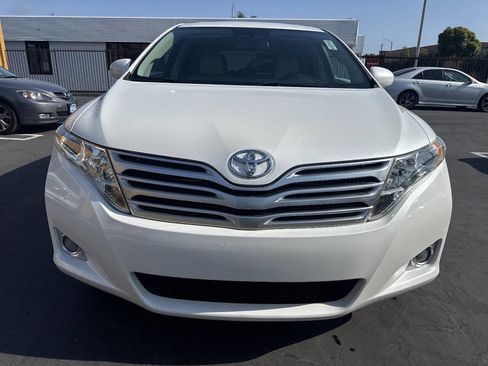 Used 2011 Toyota Venza FWD image 8