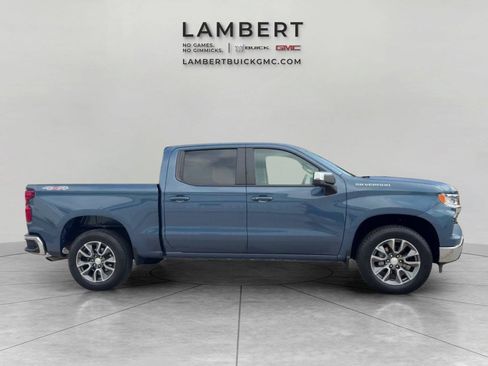 Used 2024 Chevrolet Silverado 1500 LT AWD/4WD image 6