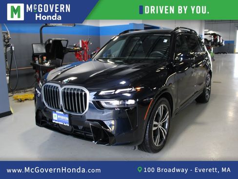 Used 2024 BMW X7 xDrive40i w/ M Sport Package image 1