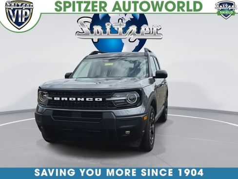 Used 2025 Ford Bronco Sport Outer Banks AWD/4WD image 3