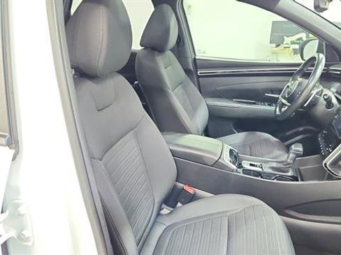 Used 2022 Hyundai Santa Cruz SEL Premium image 25