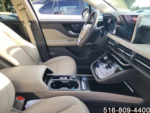 Used 2021 Lincoln Corsair AWD w/ Equipment Group 101A image 24