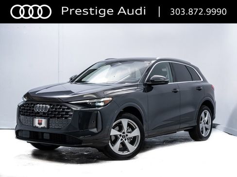 Used 2025 Audi Q5 Premium Plus w/ Premium Plus image 2