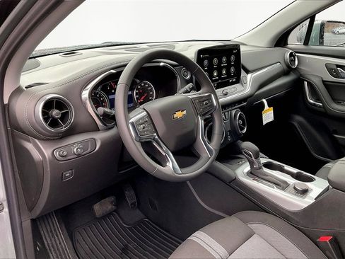 New 2026 Chevrolet Blazer LT w/ Convenience Package image 8