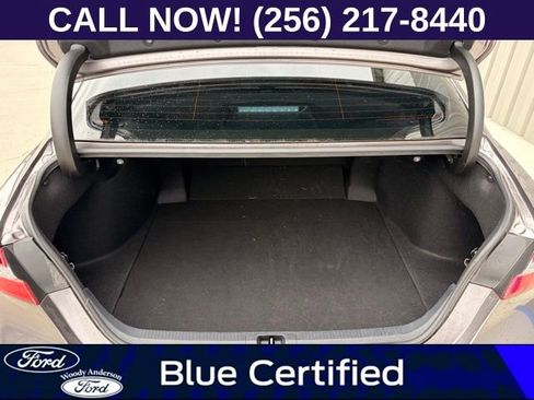 Used 2022 Toyota Camry XSE image 6