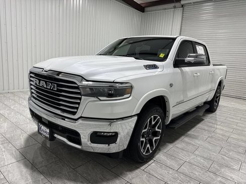 Used 2026 RAM 1500 Laramie AWD/4WD image 1