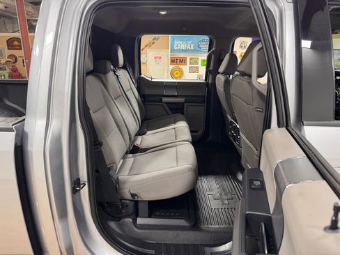 Used 2022 Ford F350 XLT w/ XLT Premium Package image 17