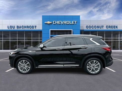 Used 2023 INFINITI QX50 Luxe w/ Accent Package FWD image 5