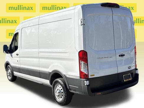 Used 2023 Ford Transit 250 Medium Roof AWD w/ Load Area Protection Package image 9