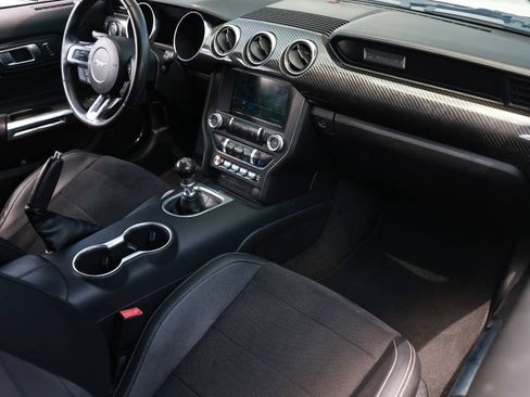 Used 2018 Ford Mustang GT Premium w/ Carbon Sport Interior Package RWD image 22