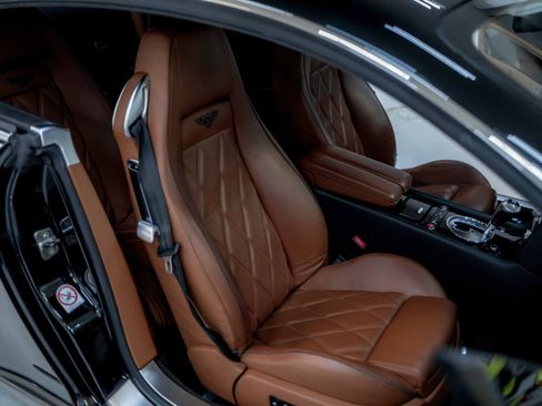 Used 2006 Bentley Continental GT image 64