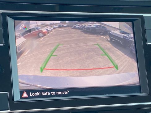 Used 2023 Volkswagen Tiguan S image 16