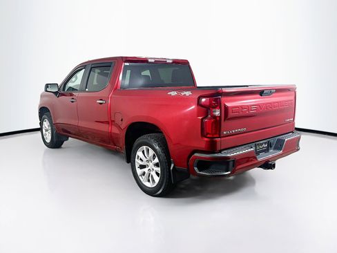Used 2019 Chevrolet Silverado 1500 Custom w/ Custom Value Package AWD/4WD image 5
