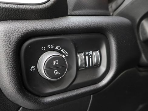 Used 2020 RAM 2500 Big Horn w/ Level 2 Equipment Group image 44