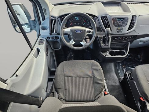 Used 2019 Ford Transit 250 148 Medium Roof image 3