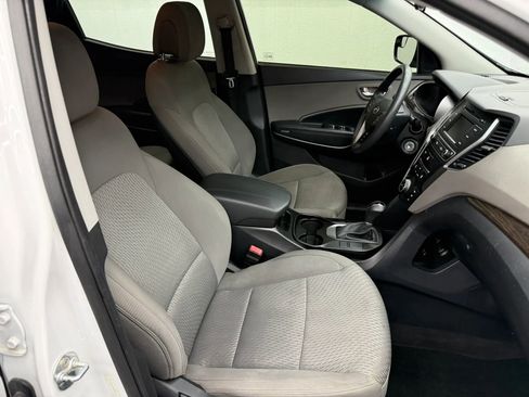 Used 2017 Hyundai Santa Fe Sport AWD/4WD image 6
