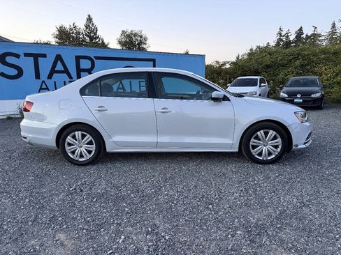 Used 2017 Volkswagen Jetta S FWD image 2