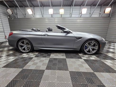 Used 2016 BMW M6 Convertible RWD image 10
