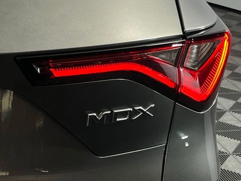 Used 2025 Acura MDX w/ Technology Package image 14