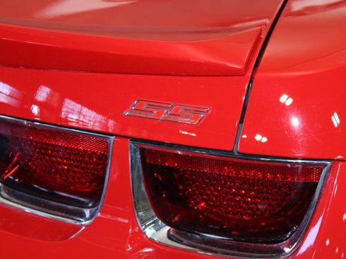 Used 2011 Chevrolet Camaro SS w/ RS Package RWD image 35