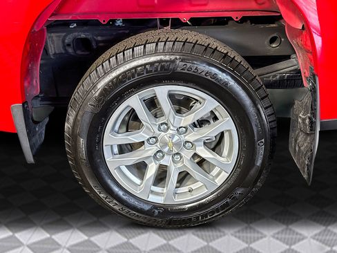 Used 2019 Chevrolet Silverado 1500 LT w/ All-Star Edition image 37