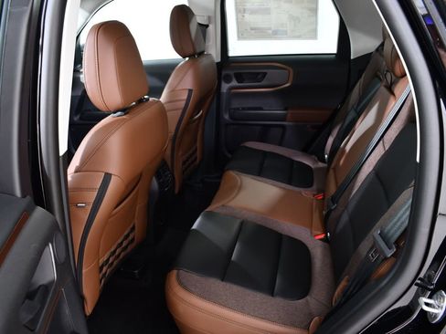 New 2025 Ford Bronco Sport Outer Banks w/ Outer Banks Tech Package+ AWD/4WD image 16