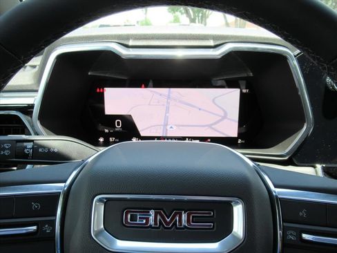 New 2026 GMC Canyon Elevation w/ Convenience Package RWD image 28