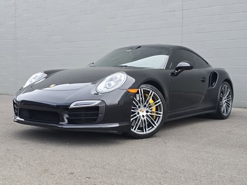 Used 2014 Porsche 911 Turbo S image 1