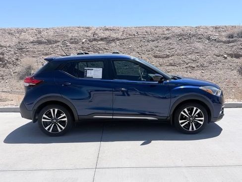 Certified 2019 Nissan Kicks SR w/ SR Premium Package FWD image 4