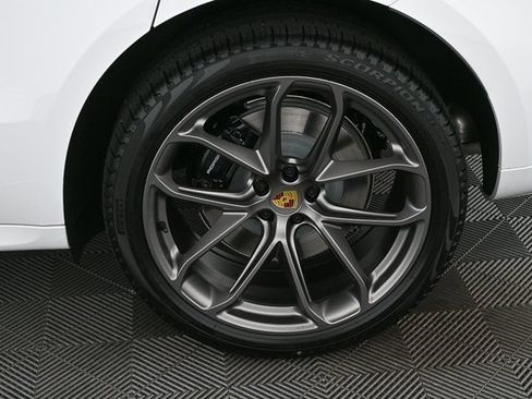 New 2026 Porsche Macan GTS image 48