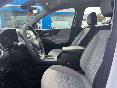 Used 2024 Chevrolet Equinox LS image 16