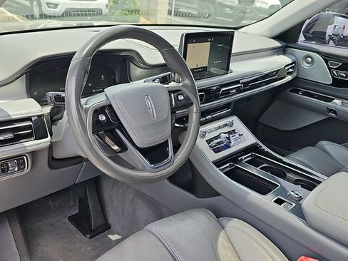 Used 2020 Lincoln Aviator Reserve w/ Equipment Group 202A AWD/4WD image 17