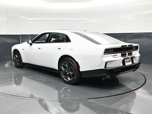 New 2026 Dodge Charger R/T AWD/4WD image 8