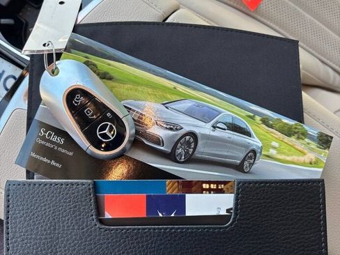 Used 2022 Mercedes-Benz S 500 4MATIC image 8