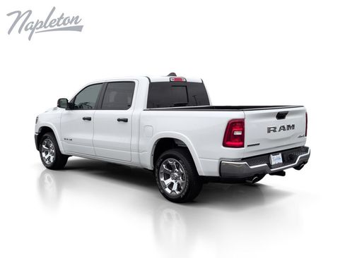 Used 2026 RAM 1500 Big Horn AWD/4WD image 3