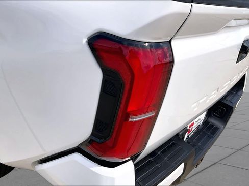 Used 2026 Toyota Tacoma SR5 RWD image 27