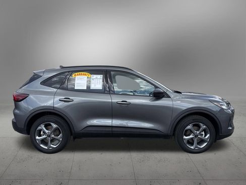 Used 2025 Ford Escape ST-Line image 5