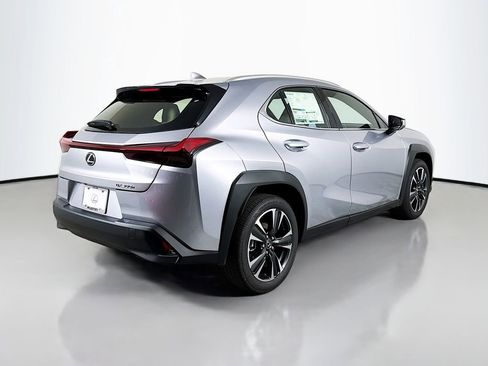 New 2026 Lexus UX 300h FWD image 5